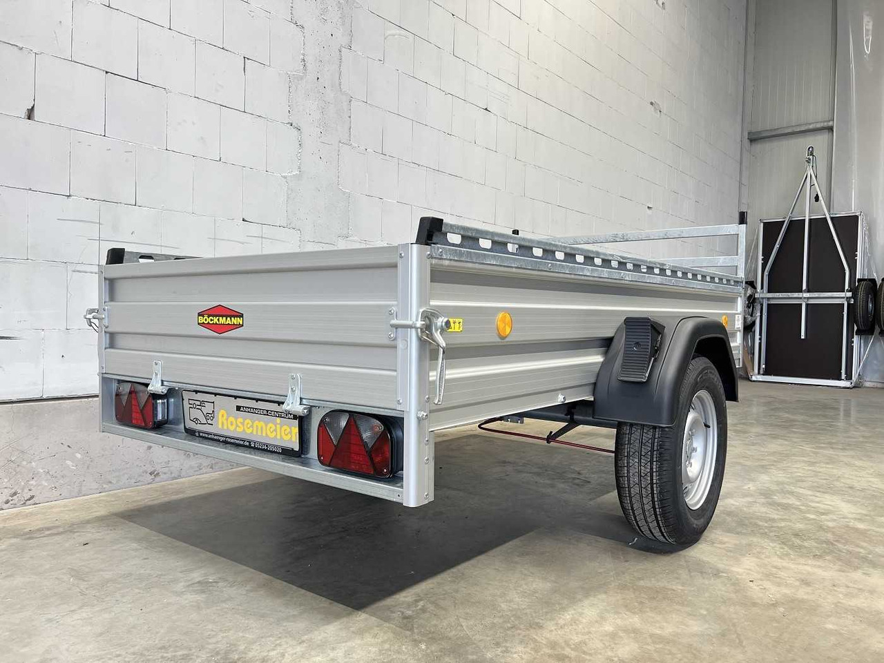 BOECKMANN TL-AL 2513/135 Profi Eco XXL Kastenanhänger gebr - Autó utánfutó: 4 kép. BOECKMANN TL-AL 2513/135 Profi Eco XXL Kastenanhänger gebr - Autó utánfutó: 4 kép.