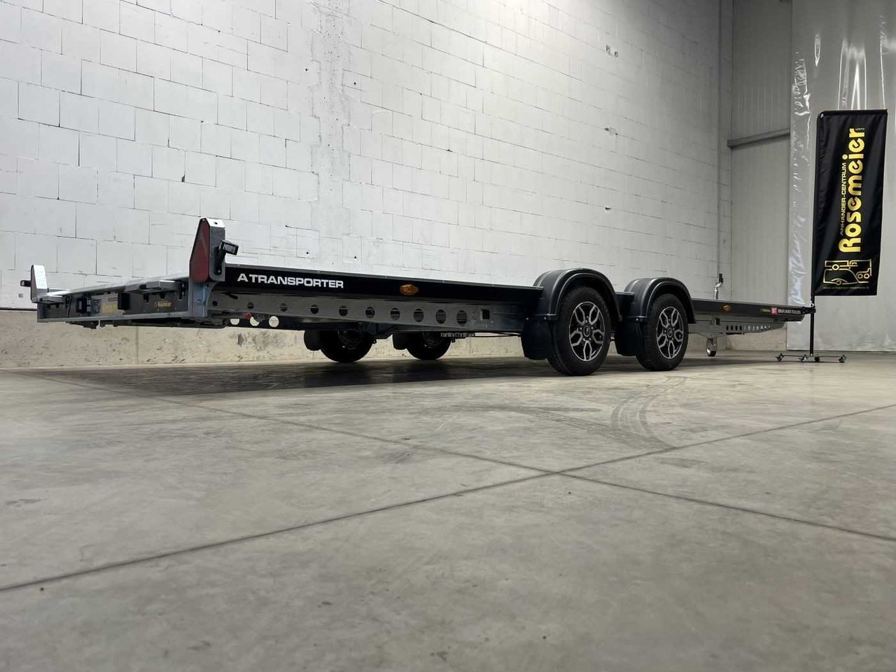 BRIAN_JAMES A Transporter 130-5521-35-2-12 Autotransporter - Pótkocsi autószállító: 5 kép. BRIAN_JAMES A Transporter 130-5521-35-2-12 Autotransporter - Pótkocsi autószállító: 5 kép.