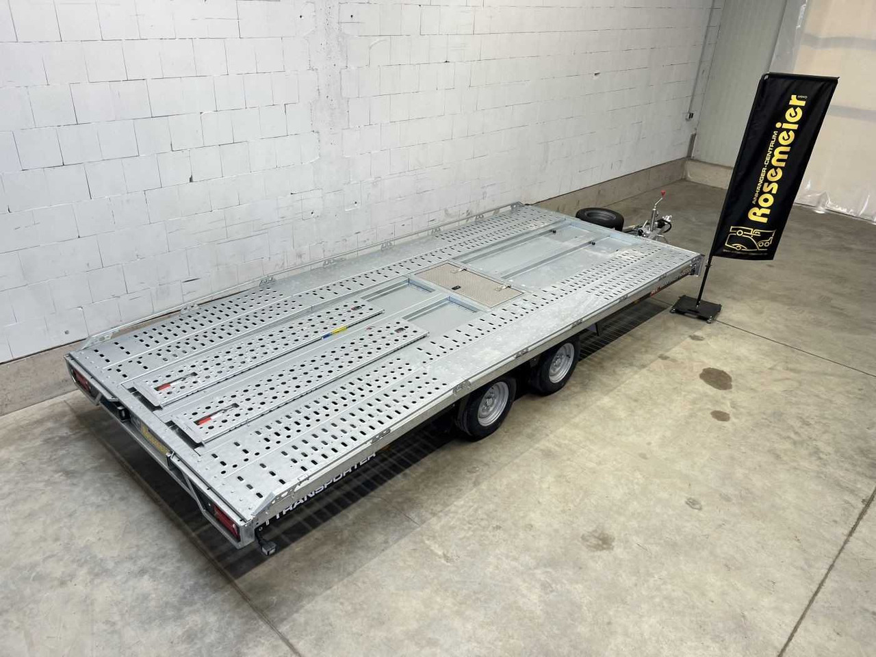 BRIAN_JAMES T Transporter 231-5021-35-2-12 Autotransporter - Pótkocsi autószállító: 4 kép. BRIAN_JAMES T Transporter 231-5021-35-2-12 Autotransporter - Pótkocsi autószállító: 4 kép.