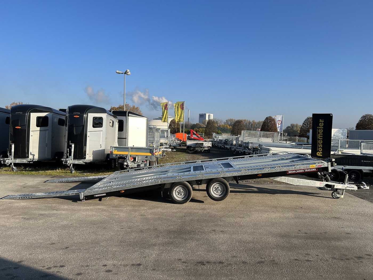 Új Pótkocsi autószállító BRIAN_JAMES T Transporter 231-5522-35-2-12 Autotransporter: 1 kép.