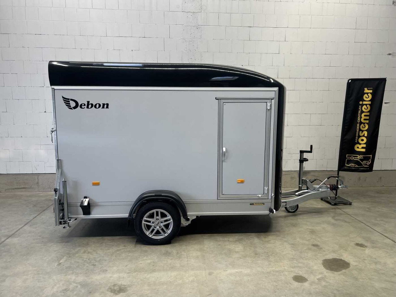 CHEVAL LIBERTE DEBON C400 Roadster Verkl ALF Tür Kofferanhänger - Motorszállító utánfutó: 2 kép. CHEVAL LIBERTE DEBON C400 Roadster Verkl ALF Tür Kofferanhänger - Motorszállító utánfutó: 2 kép.