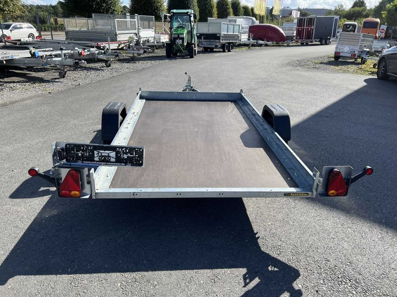 DC Plattform Motorradanhänger kippbar - Motorszállító utánfutó: 4 kép. DC Plattform Motorradanhänger kippbar - Motorszállító utánfutó: 4 kép.