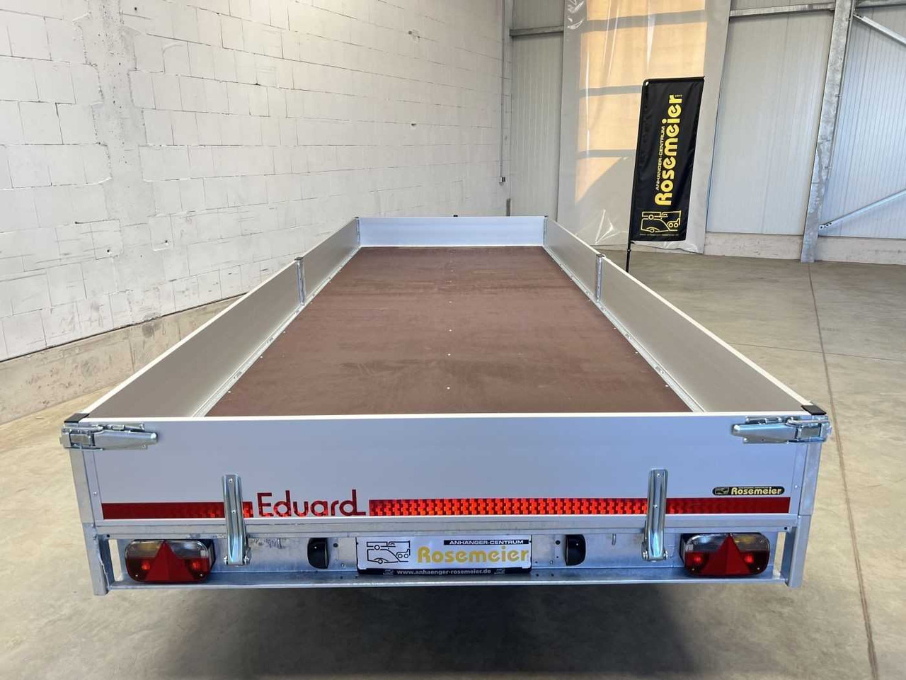 EDUARD 5022-4-P3-3563 Hochlader - Autó utánfutó: 3 kép. EDUARD 5022-4-P3-3563 Hochlader - Autó utánfutó: 3 kép.