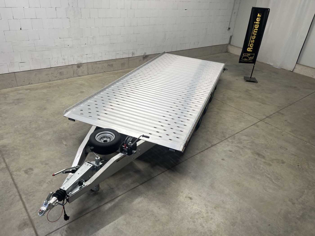 GROMEX L3-3500-5.2 Autotransporter - Pótkocsi autószállító: 3 kép. GROMEX L3-3500-5.2 Autotransporter - Pótkocsi autószállító: 3 kép.