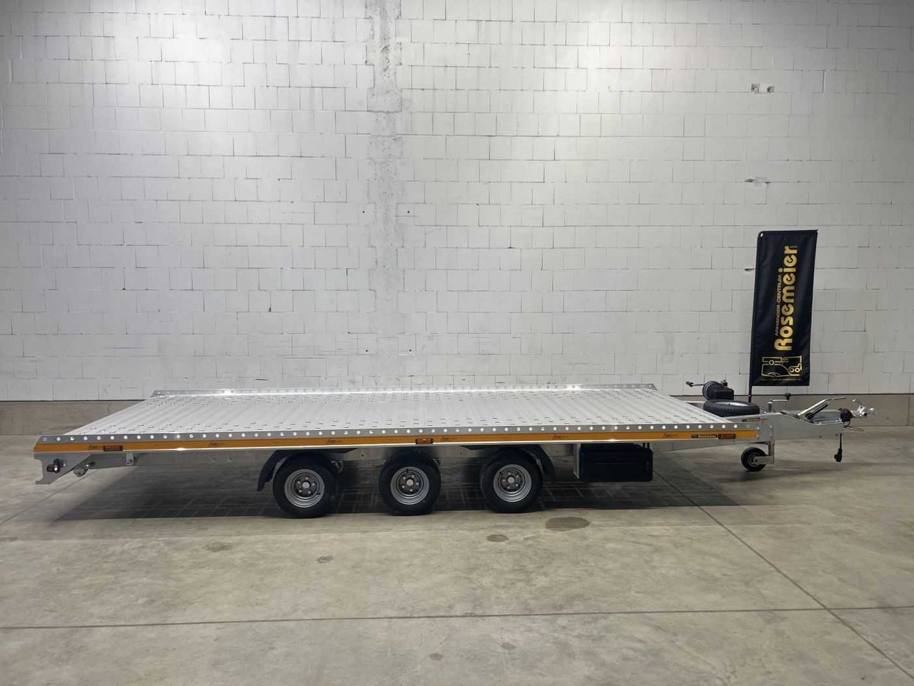 GROMEX L3-3500-5.2 Autotransporter - Pótkocsi autószállító: 1 kép. GROMEX L3-3500-5.2 Autotransporter - Pótkocsi autószállító: 1 kép.