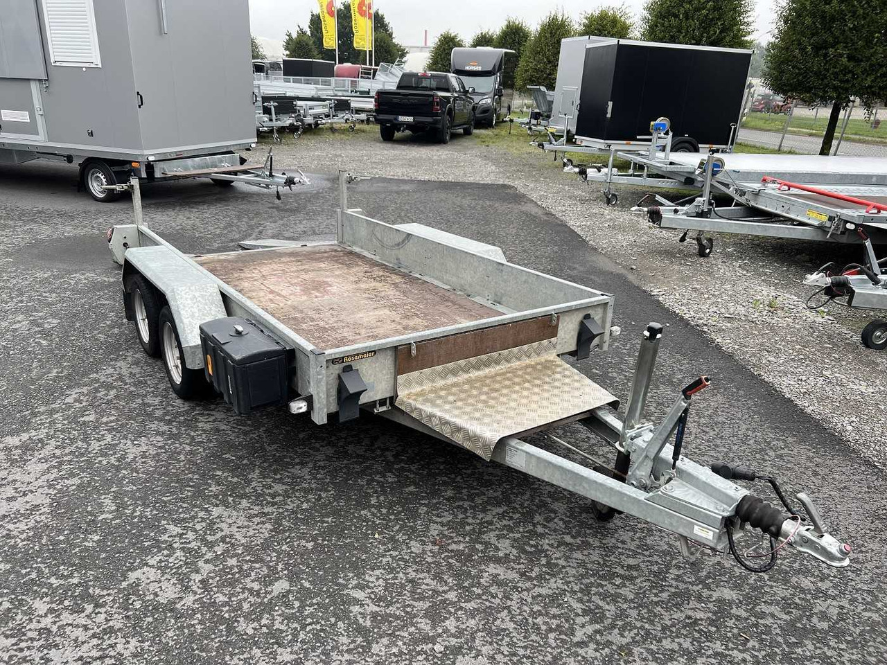 HUMBAUR HS-Senko TA Maschinentransporter - Gépszállító utánfutó: 3 kép. HUMBAUR HS-Senko TA Maschinentransporter - Gépszállító utánfutó: 3 kép.