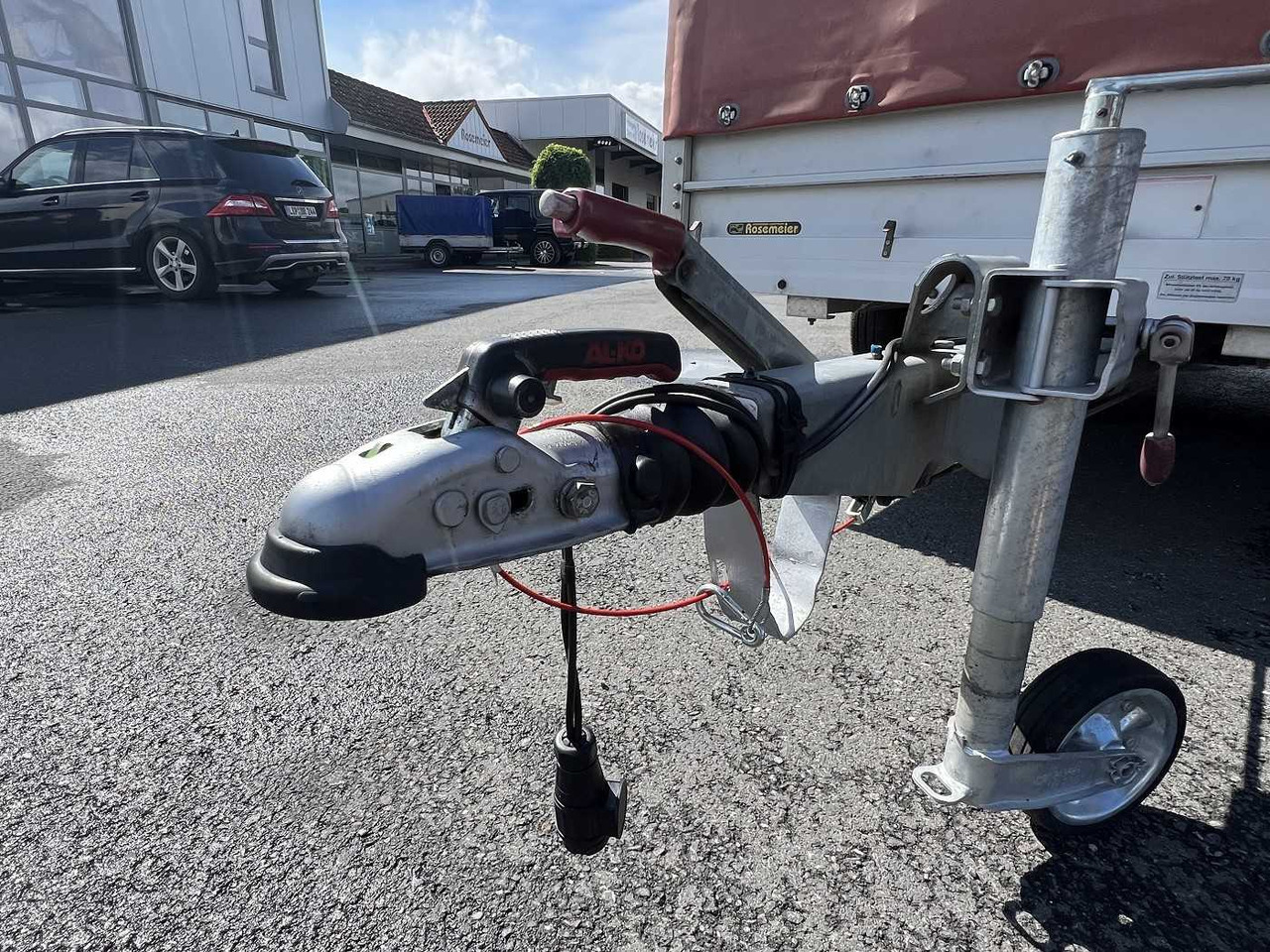 KOCH 10.26 mit Spriegel und Plane Kastenanhänger gebr lízing KOCH 10.26 mit Spriegel und Plane Kastenanhänger gebr: 8 kép.