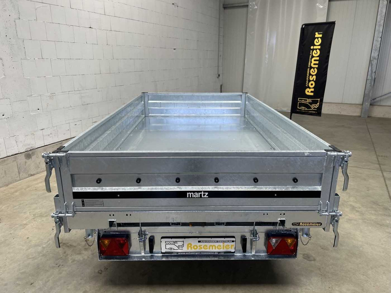 MARTZ Kipper 320/2 C S 3,5T Dreiseitenkipper - Pótkocsi billenőplatós: 3 kép. MARTZ Kipper 320/2 C S 3,5T Dreiseitenkipper - Pótkocsi billenőplatós: 3 kép.