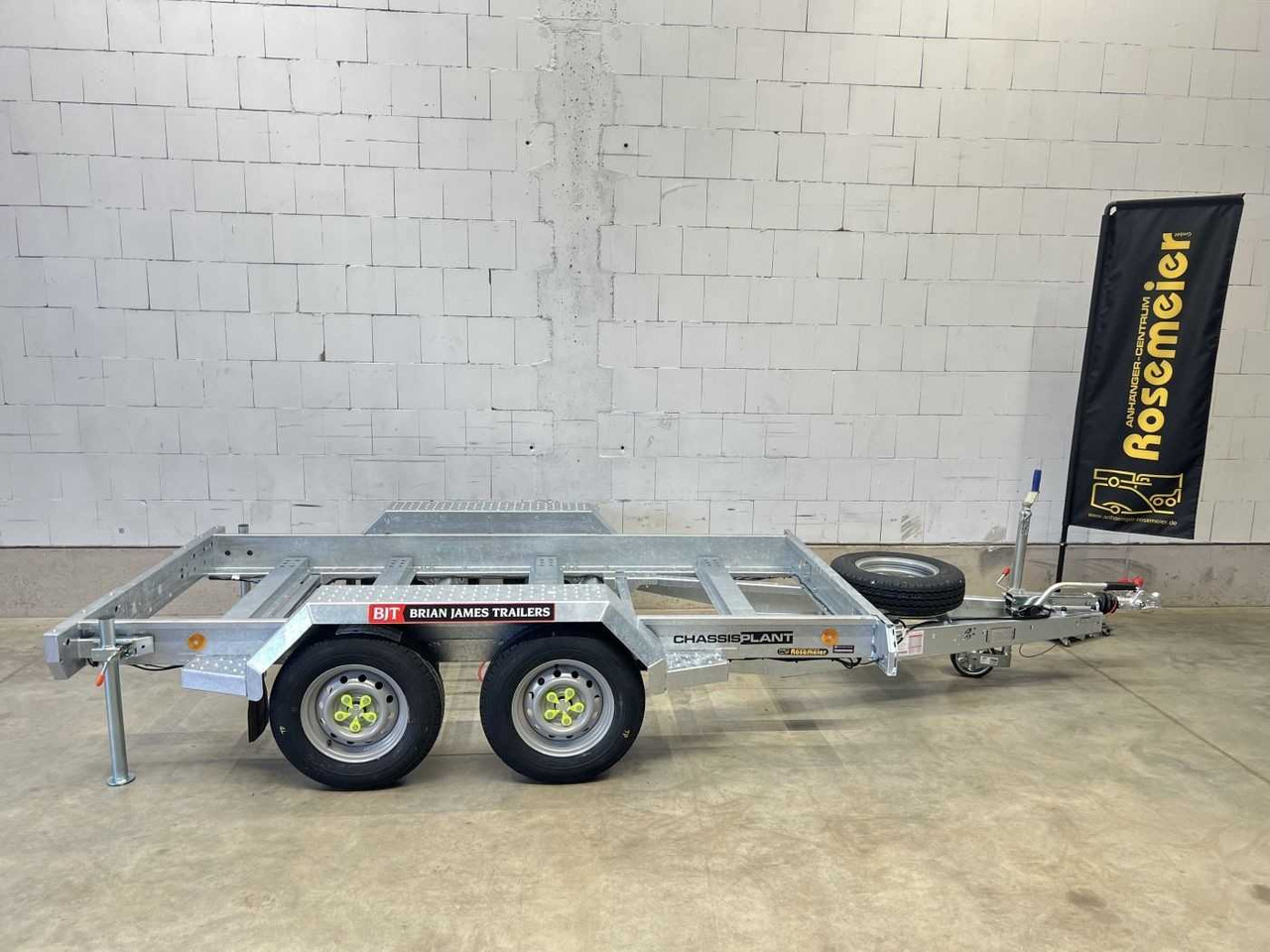 BRIAN_JAMES Chassis Plant Generator Maschinentransporter - Pótkocsi: 1 kép. BRIAN_JAMES Chassis Plant Generator Maschinentransporter - Pótkocsi: 1 kép.