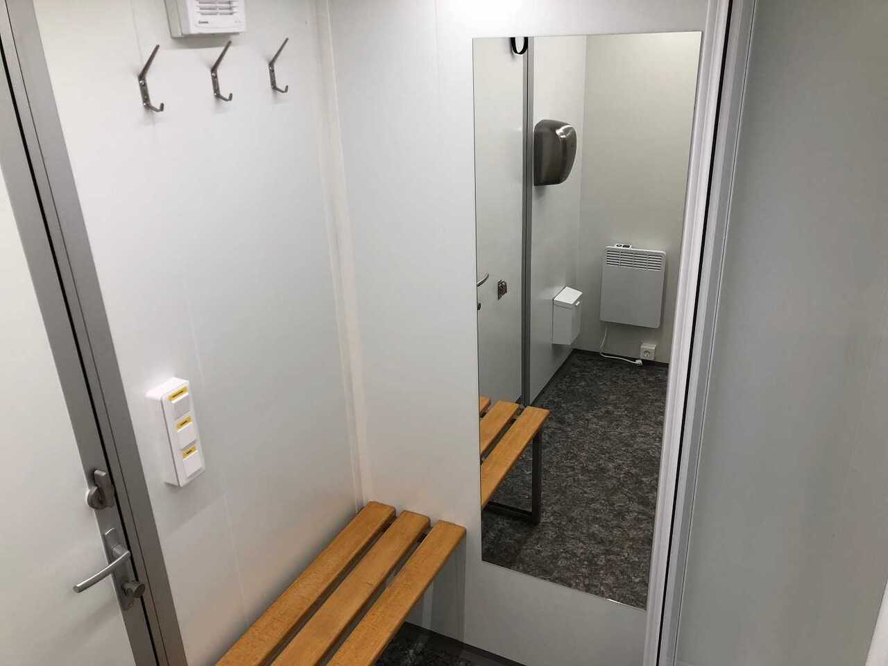 Új Konténerház, Pótkocsi ROSEMEIER VE Badanhänger + separates WC Toilettenanhänger: 27 kép.