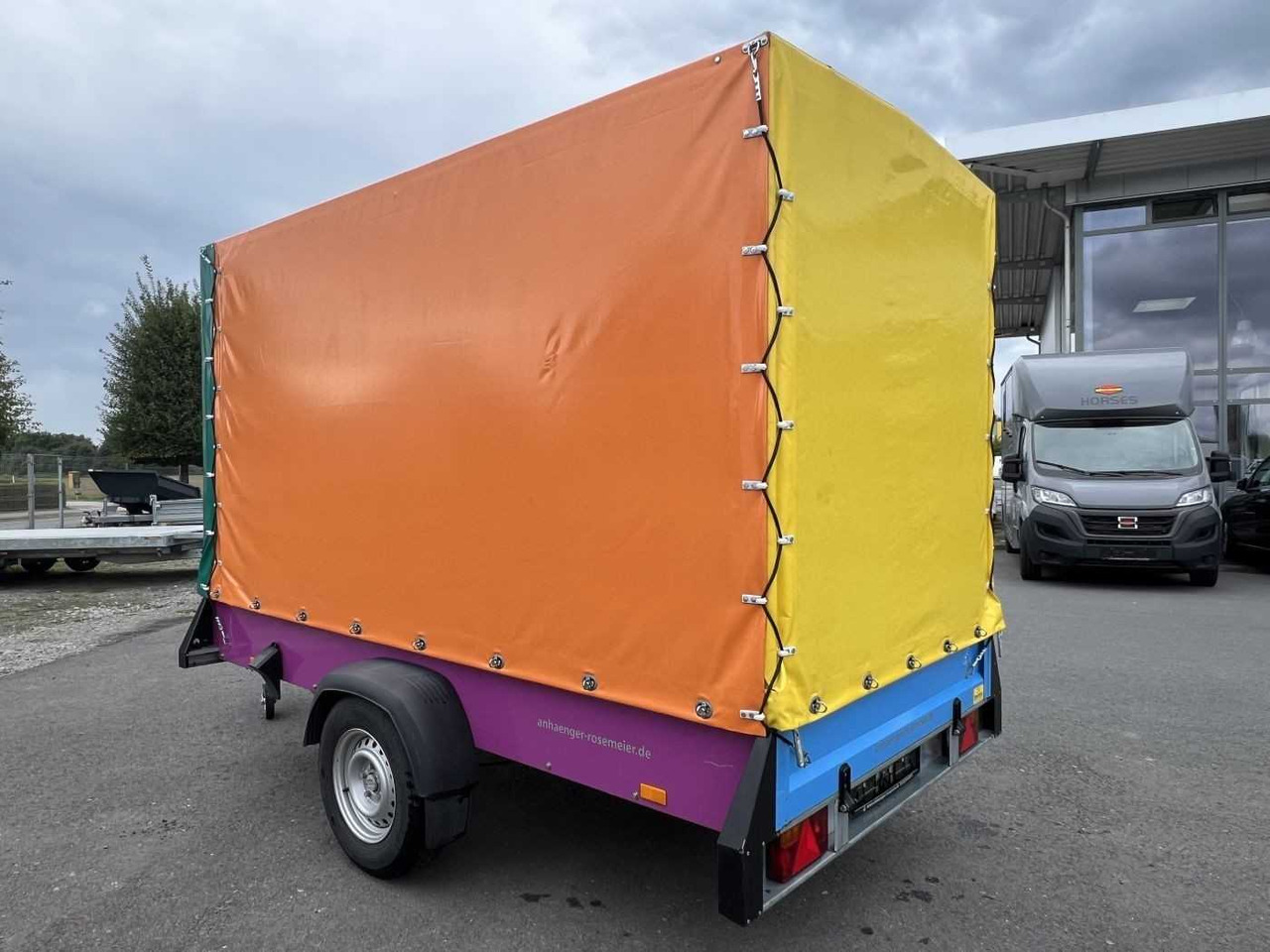 ROSEMEIER VE Spectrum C 13.30 mit Plane Kastenanhänger gebrem - Autó utánfutó: 3 kép. ROSEMEIER VE Spectrum C 13.30 mit Plane Kastenanhänger gebrem - Autó utánfutó: 3 kép.