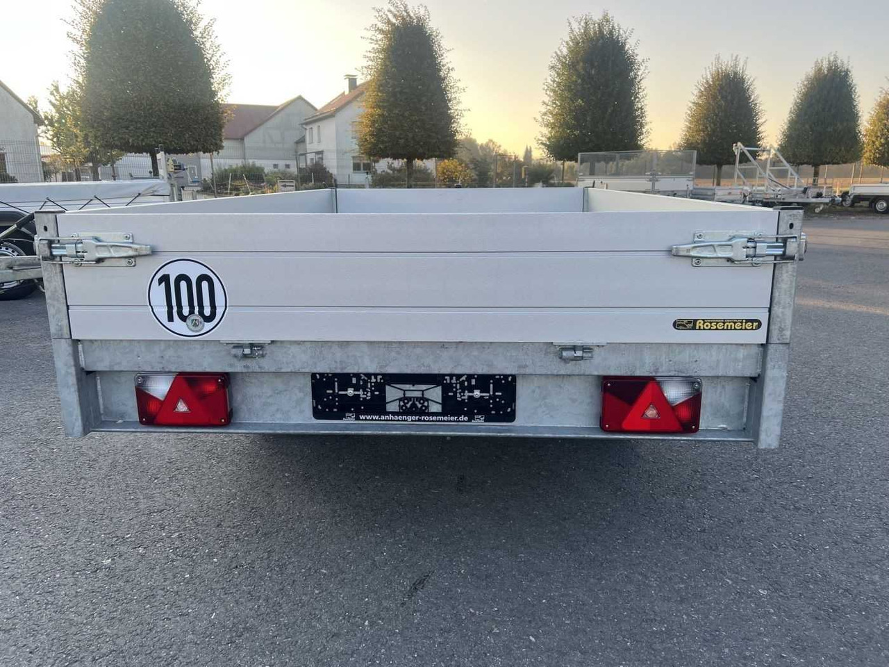 SARIS PL 306 170 2700 2 Hochlader - Autó utánfutó: 2 kép. SARIS PL 306 170 2700 2 Hochlader - Autó utánfutó: 2 kép.