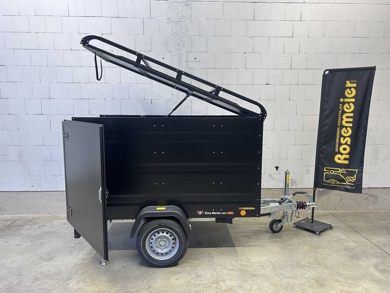 TPV KT-EB2 Plus Deckelanhänger - Autó utánfutó: 2 kép. TPV KT-EB2 Plus Deckelanhänger - Autó utánfutó: 2 kép.