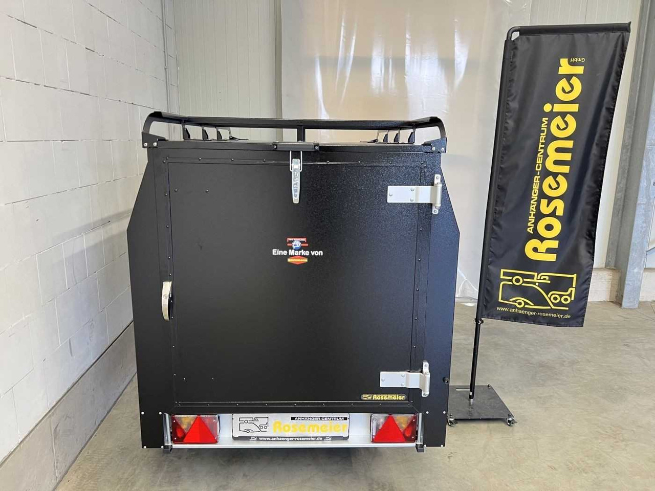 TPV KT-EB2 Plus Deckelanhänger - Autó utánfutó: 3 kép. TPV KT-EB2 Plus Deckelanhänger - Autó utánfutó: 3 kép.