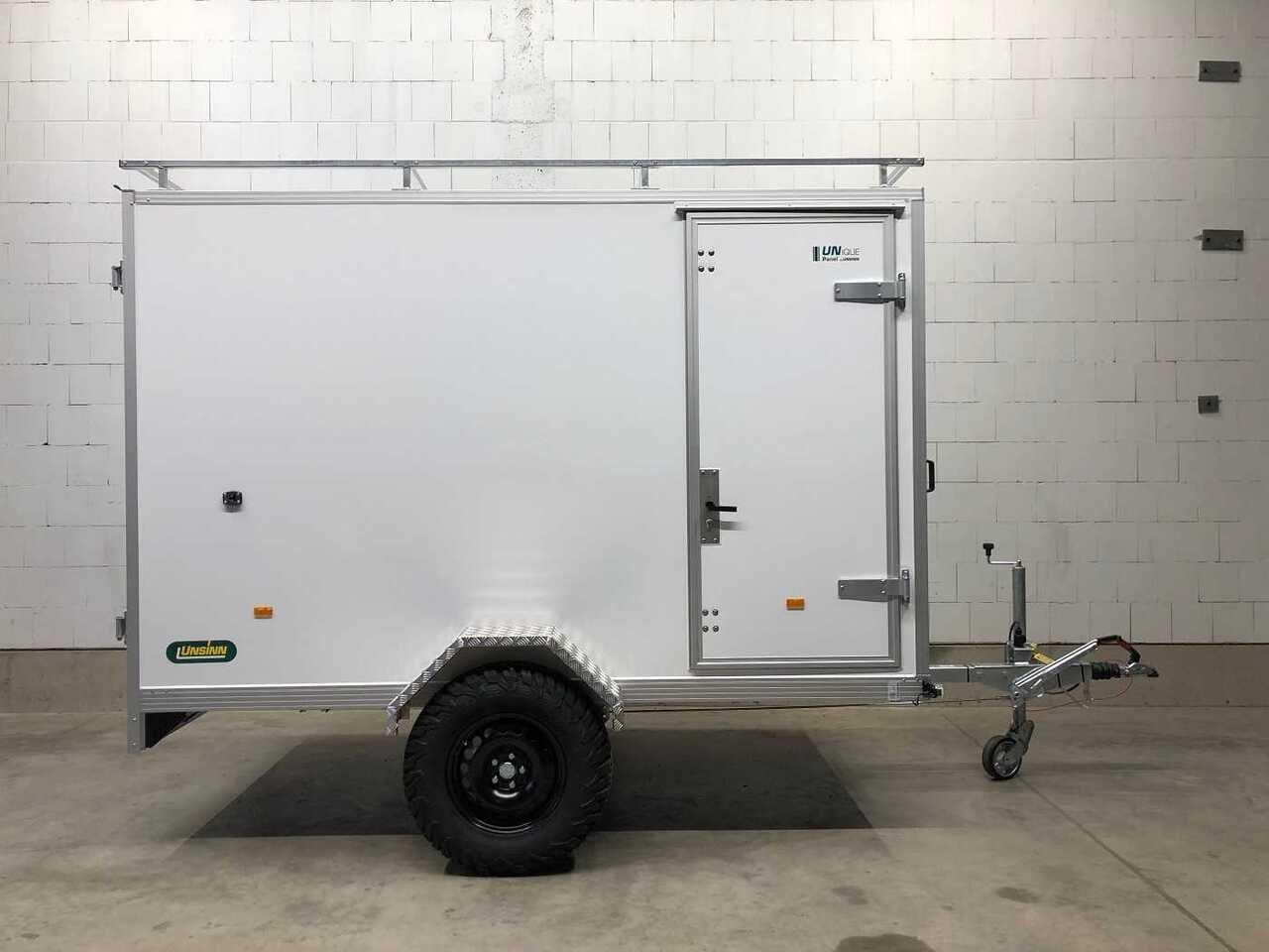 UNSINN ULK 1330-14-1570 Offroad Tür Kofferanhänger - Pótkocsi dobozos: 1 kép. UNSINN ULK 1330-14-1570 Offroad Tür Kofferanhänger - Pótkocsi dobozos: 1 kép.