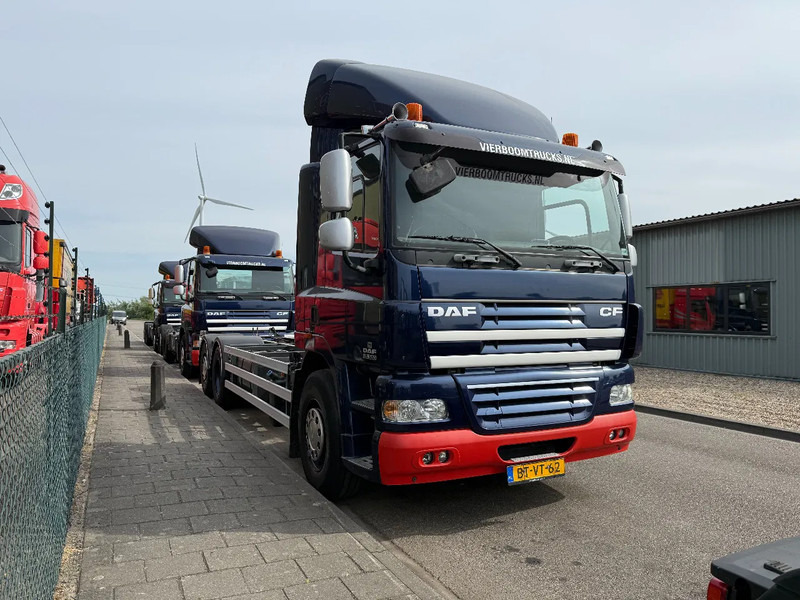 DAF CF 85 CF85-360 6X2 FAN 3 X IN STOCK TOP CONDITION NL TRUCKS - Alvaz teherautó: 2 kép. DAF CF 85 CF85-360 6X2 FAN 3 X IN STOCK TOP CONDITION NL TRUCKS - Alvaz teherautó: 2 kép.