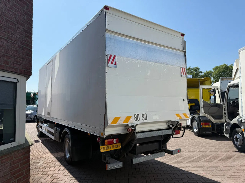 DAF LF 55.250 LF55-250 Box with lift / Manual gearbox Euro5 - Dobozos felépítményű teherautó: 4 kép. DAF LF 55.250 LF55-250 Box with lift / Manual gearbox Euro5 - Dobozos felépítményű teherautó: 4 kép.