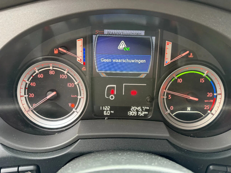 DAF XF 460 XF460 6X2 SCC EURO6 CHASSIS - HOLLAND TRUCK - SMART TACHO -TOP CONDITION!!!! - Alvaz teherautó: 4 kép. DAF XF 460 XF460 6X2 SCC EURO6 CHASSIS - HOLLAND TRUCK - SMART TACHO -TOP CONDITION!!!! - Alvaz teherautó: 4 kép.