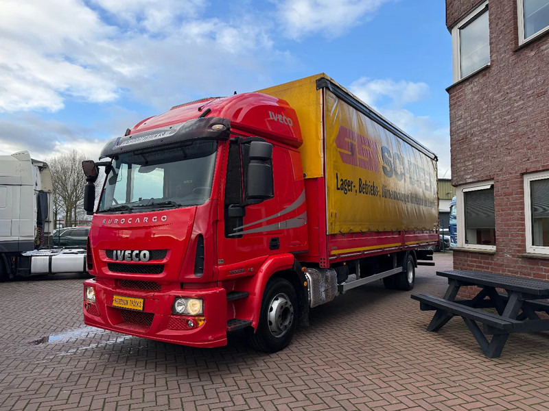 Iveco EuroCargo 120 E25 4X2 BAKWAGEN MET SCHUIFZEILEN EURO6 - Ponyvás teherautó: 2 kép. Iveco EuroCargo 120 E25 4X2 BAKWAGEN MET SCHUIFZEILEN EURO6 - Ponyvás teherautó: 2 kép.