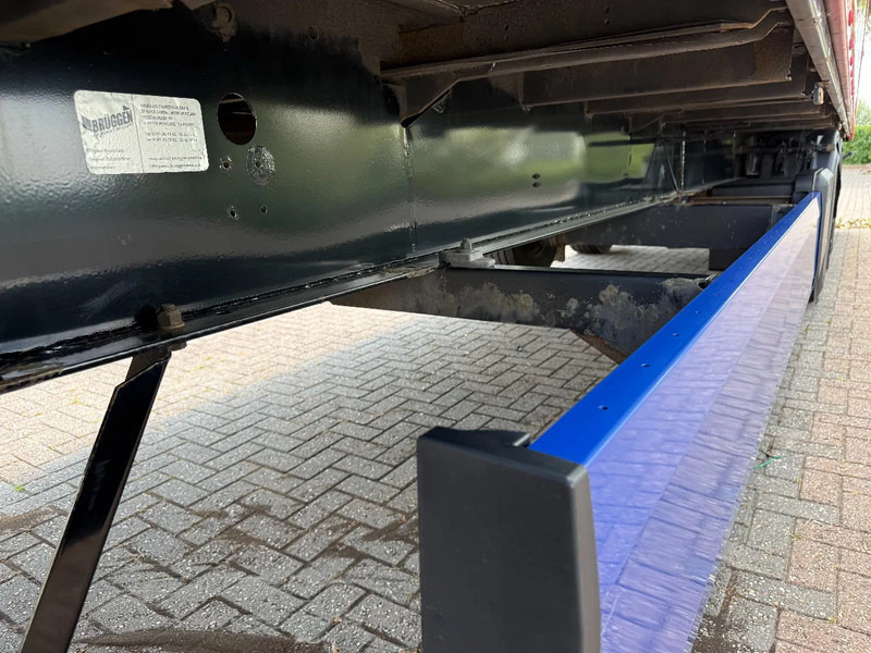 Krone 2-Assige Tridex gestuurde kasten oplegger met 2-tons klep - Félpótkocsi dobozos: 4 kép. Krone 2-Assige Tridex gestuurde kasten oplegger met 2-tons klep - Félpótkocsi dobozos: 4 kép.