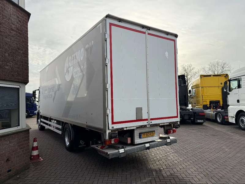 Mercedes-Benz Antos Antos 1824L mit 8.5m Isokoffer / 1.500kg Ladebordwand / Euro6 / Holland Truck - Dobozos felépítményű teherautó: 3 kép. Mercedes-Benz Antos Antos 1824L mit 8.5m Isokoffer / 1.500kg Ladebordwand / Euro6 / Holland Truck - Dobozos felépítményű teherautó: 3 kép.