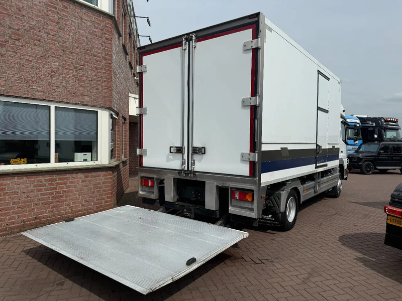 Mercedes-Benz Atego 1024 ATEGO 1024L Kuhlkoffer Carrier Anhangerkupplung TUV bis 10-2025 - Hűtős teherautó: 3 kép. Mercedes-Benz Atego 1024 ATEGO 1024L Kuhlkoffer Carrier Anhangerkupplung TUV bis 10-2025 - Hűtős teherautó: 3 kép.