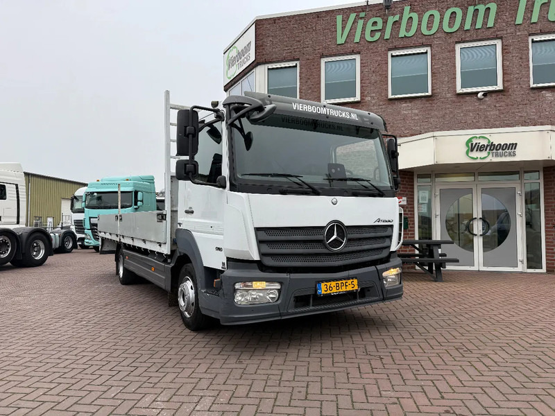 Mercedes-Benz Atego Atego 916 met 6.2m open laadbak / 3e zit / airco / mileu zone proof / 2020!!!! - Platós teherautó: 1 kép. Mercedes-Benz Atego Atego 916 met 6.2m open laadbak / 3e zit / airco / mileu zone proof / 2020!!!! - Platós teherautó: 1 kép.
