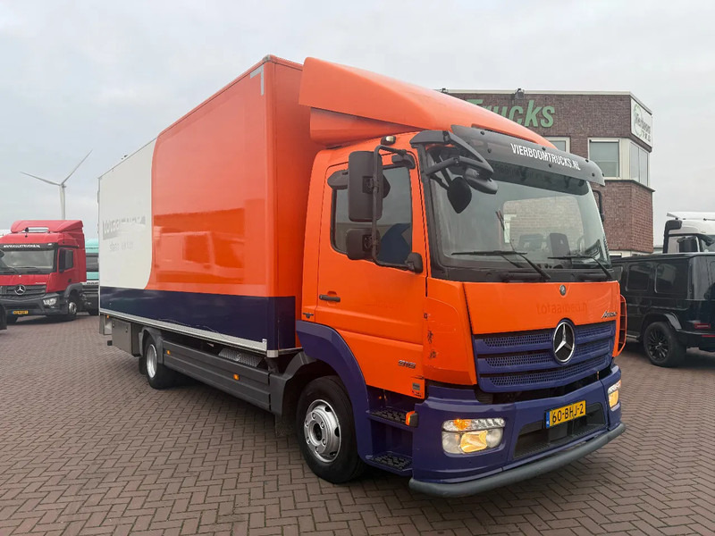 Mercedes-Benz Atego Atego 916L / Koffer 6.45m / Klima / Euro6 / ACC /Holland Truck - Dobozos felépítményű teherautó: 1 kép. Mercedes-Benz Atego Atego 916L / Koffer 6.45m / Klima / Euro6 / ACC /Holland Truck - Dobozos felépítményű teherautó: 1 kép.