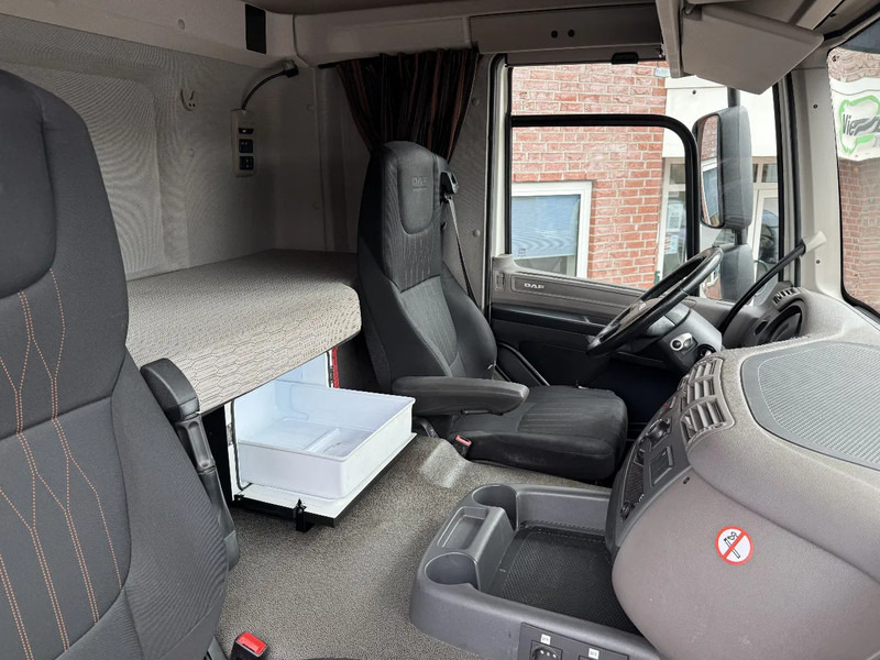 Nyergesvontató DAF CF 410 CF410 4X2 Spacecab - Distributie trekker - Mileuzone - Dealer onderhouden - apk 6-2026: 12 kép.