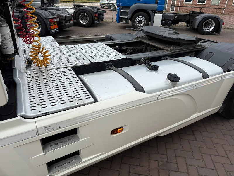 Nyergesvontató DAF CF 410 CF410 4X2 Spacecab - Distributie trekker - Mileuzone - Dealer onderhouden - apk 6-2026: 6 kép.