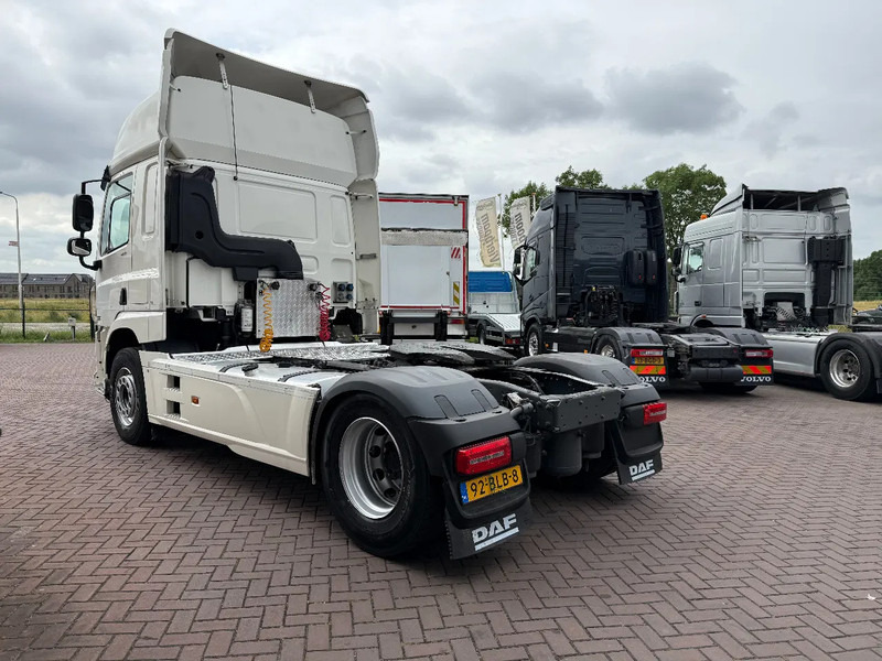 Nyergesvontató DAF CF 410 CF410 4X2 Spacecab - Distributie trekker - Mileuzone - Dealer onderhouden - apk 6-2026: 7 kép.