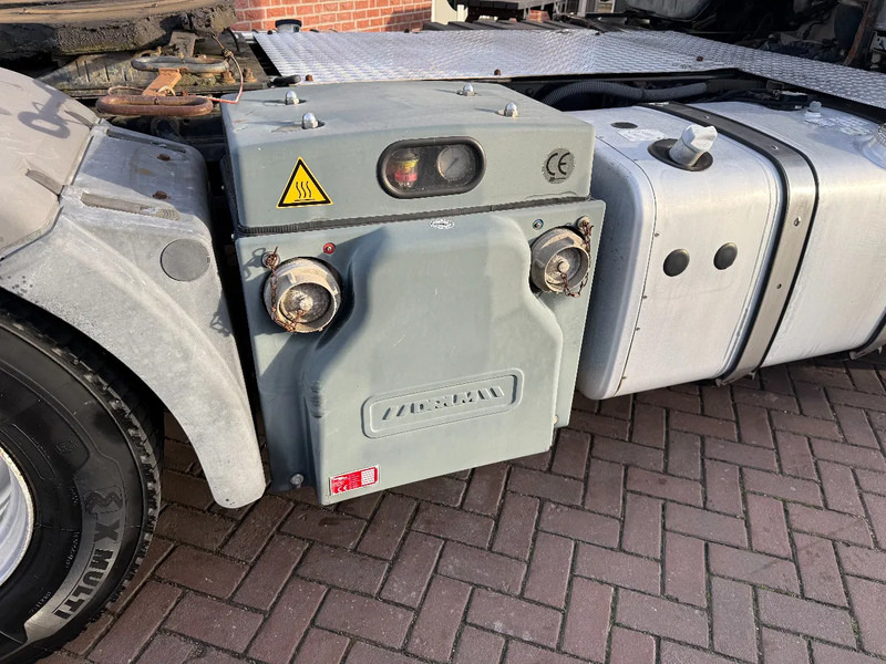 MAN TGA 18.440 TGA 18.440 4X2 Euro 5 / Drum compressor / - Nyergesvontató: 3 kép. MAN TGA 18.440 TGA 18.440 4X2 Euro 5 / Drum compressor / - Nyergesvontató: 3 kép.