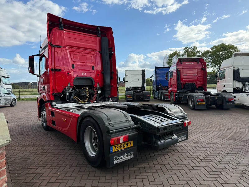 Mercedes-Benz Actros Actros 1842LS 4X2 Streamspace / ACC / Full MB service / Holland Truck - Nyergesvontató: 5 kép. Mercedes-Benz Actros Actros 1842LS 4X2 Streamspace / ACC / Full MB service / Holland Truck - Nyergesvontató: 5 kép.