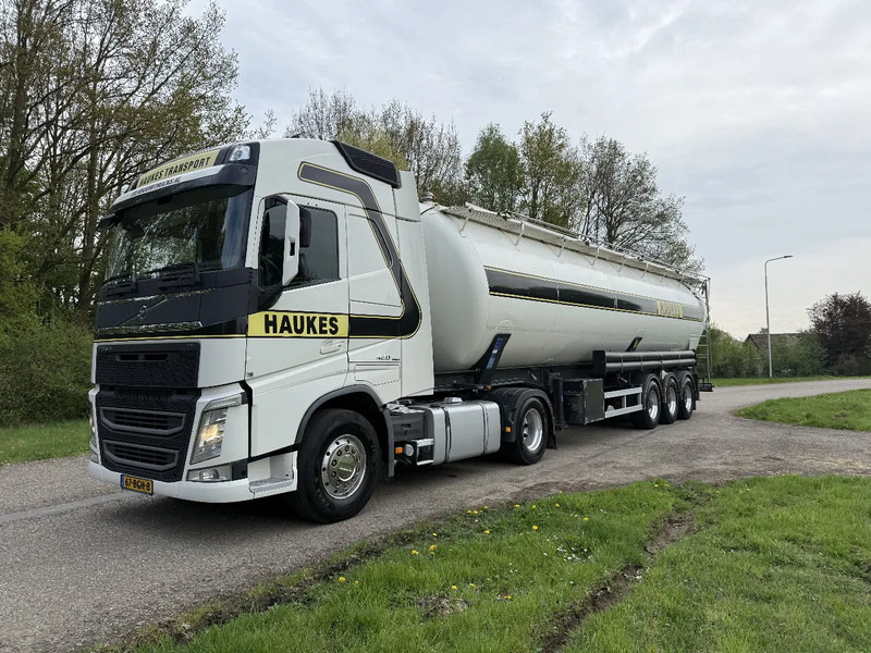 Volvo FH 420 4X2 MIT KASSBOHRER KIPPSILO SUPER ZUSTAND!!! - Nyergesvontató: 3 kép. Volvo FH 420 4X2 MIT KASSBOHRER KIPPSILO SUPER ZUSTAND!!! - Nyergesvontató: 3 kép.