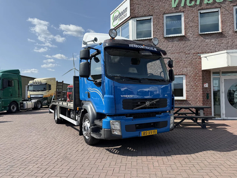 Volvo FL 12.240 FL12 .240 machinetransporter / euro4 / Schaltgetriebe / 219.746KM / Holland Truck - Autószállító teherautó: 1 kép. Volvo FL 12.240 FL12 .240 machinetransporter / euro4 / Schaltgetriebe / 219.746KM / Holland Truck - Autószállító teherautó: 1 kép.