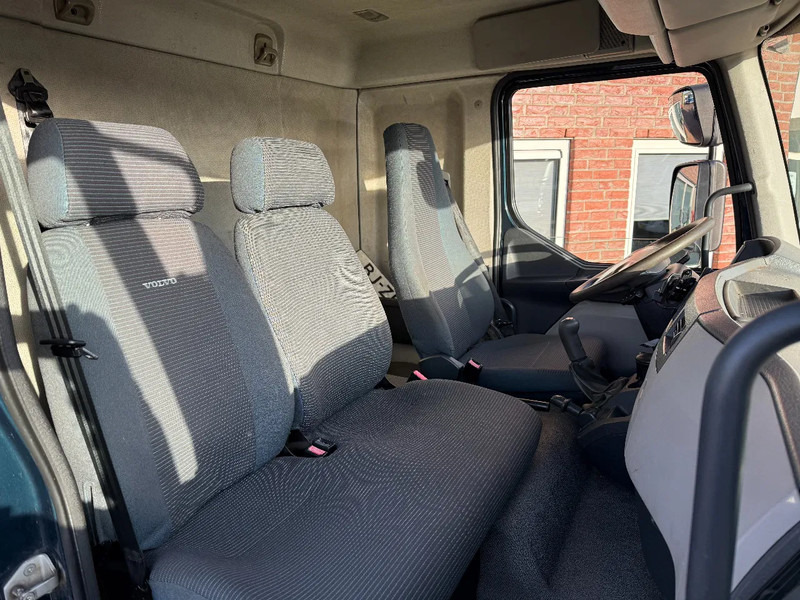 Volvo FL 12 FL 280 11.990KG MANUAL GEARBOX - Alvaz teherautó: 3 kép. Volvo FL 12 FL 280 11.990KG MANUAL GEARBOX - Alvaz teherautó: 3 kép.