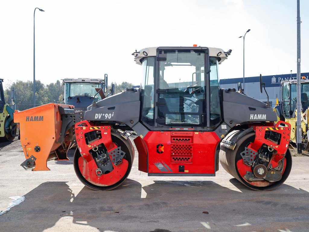 HAMM DV+ 90i VV-S - Úthenger: 5 kép. HAMM DV+ 90i VV-S - Úthenger: 5 kép.