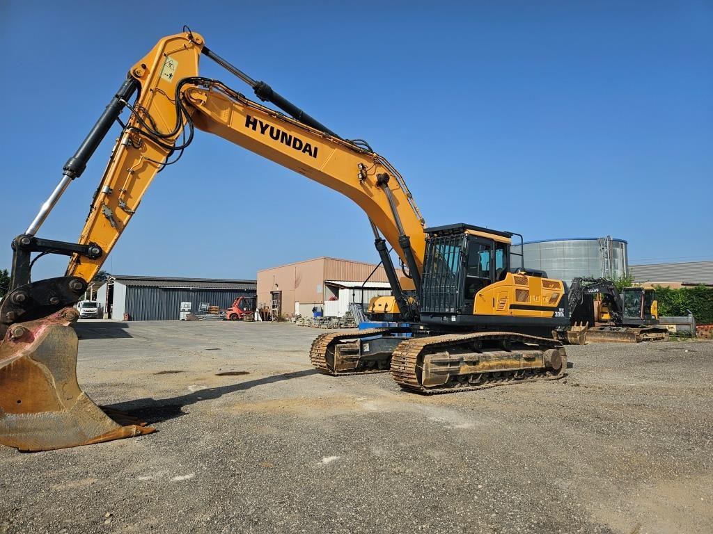 HYUNDAY HX 330 L - Lánctalpas kotró: 2 kép. HYUNDAY HX 330 L - Lánctalpas kotró: 2 kép.