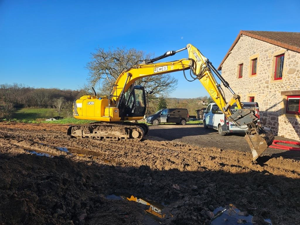 JCB JS 145 LC - Lánctalpas kotró: 5 kép. JCB JS 145 LC - Lánctalpas kotró: 5 kép.