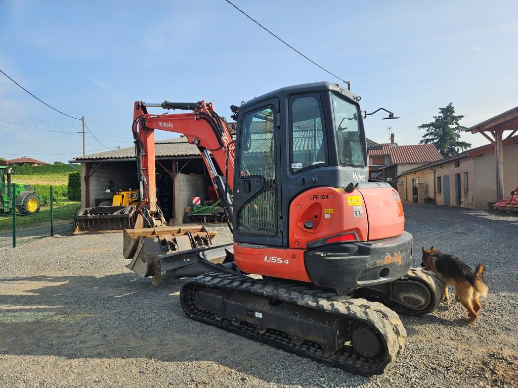 KUBOTA U 55 -4 - Minikotró: 2 kép. KUBOTA U 55 -4 - Minikotró: 2 kép.