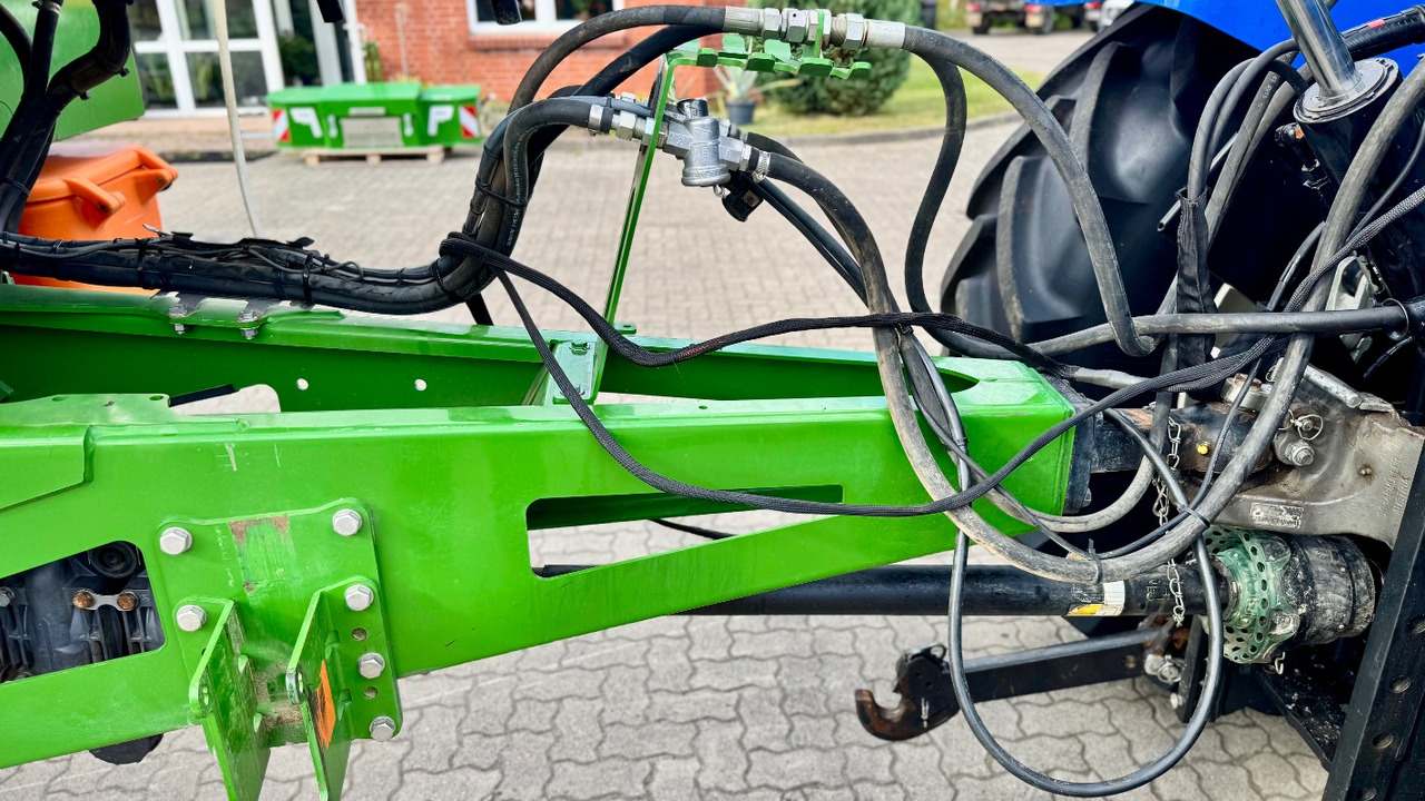Amazone UX 4200 Special 24m - Permetezők: 4 kép. Amazone UX 4200 Special 24m - Permetezők: 4 kép.