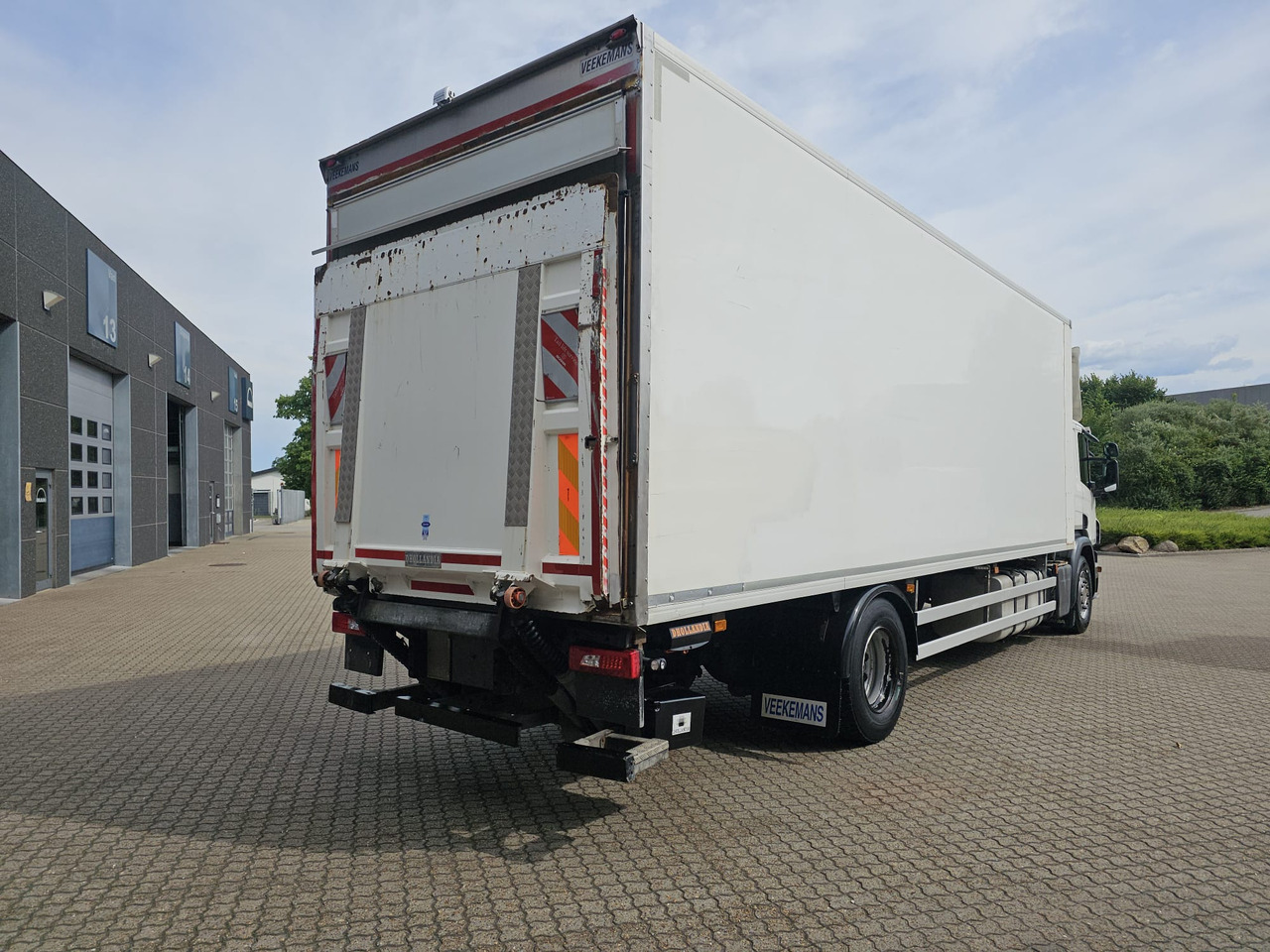 Scania P280 20 Pll´s - Hűtős teherautó: 5 kép. Scania P280 20 Pll´s - Hűtős teherautó: 5 kép.