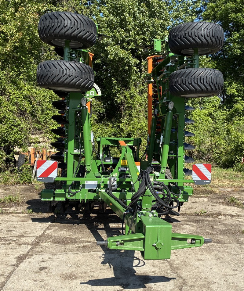 Amazone Catros  8003-2TX - Tárcsás borona: 2 kép. Amazone Catros  8003-2TX - Tárcsás borona: 2 kép.