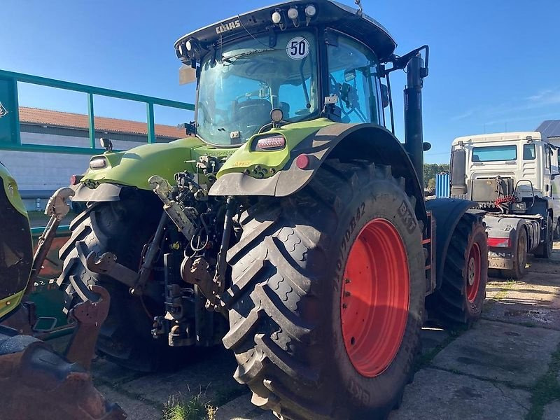 CLAAS Axion 830 - Traktor: 3 kép. CLAAS Axion 830 - Traktor: 3 kép.
