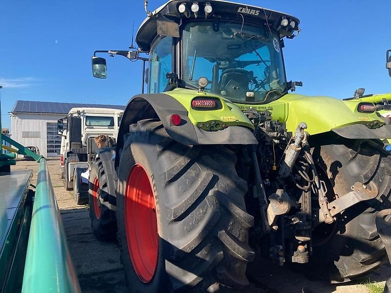 CLAAS Axion 830 - Traktor: 4 kép. CLAAS Axion 830 - Traktor: 4 kép.