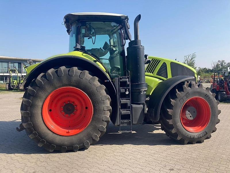 CLAAS Axion 930 - Traktor: 5 kép. CLAAS Axion 930 - Traktor: 5 kép.