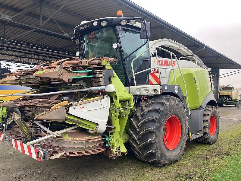 CLAAS Jaguar 940 - Önjáró szecskázógép: 1 kép. CLAAS Jaguar 940 - Önjáró szecskázógép: 1 kép.