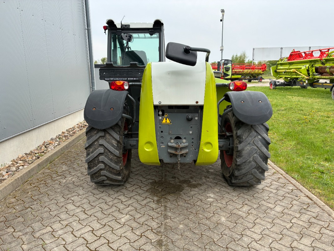 CLAAS Scorpion 7030 Varipower - Rakodógép: 1 kép. CLAAS Scorpion 7030 Varipower - Rakodógép: 1 kép.