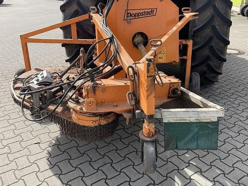 Doppstadt DRM 120 - Padkakasza: 1 kép. Doppstadt DRM 120 - Padkakasza: 1 kép.