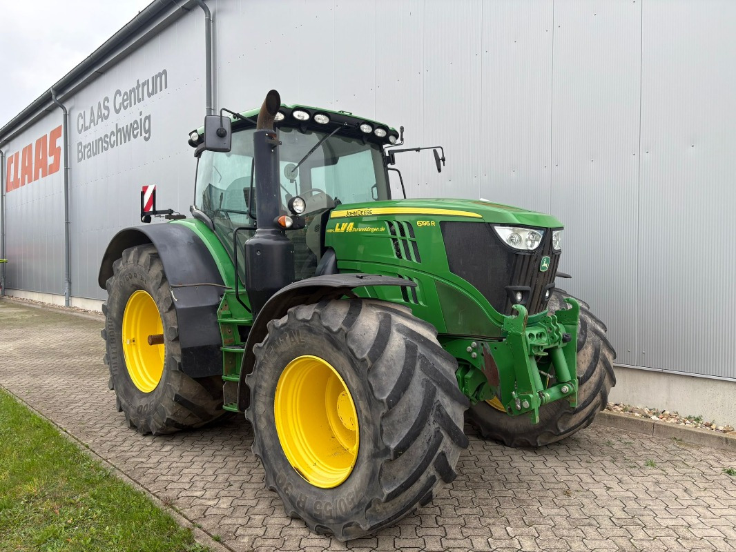 John Deere 6195R - Traktor: 4 kép. John Deere 6195R - Traktor: 4 kép.